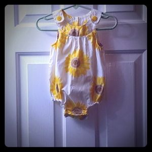 Carter's 12 month romper onesie